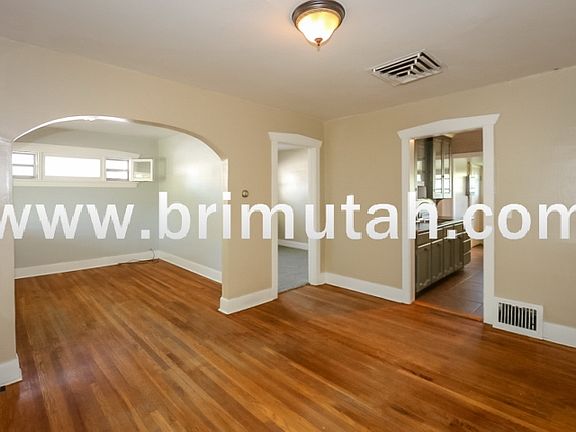 4th image of 572 E Hollywood Ave