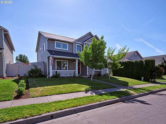 3rd image of 617 NW 25th Ave