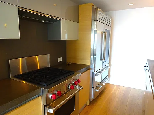 Rented by MNS | media 33