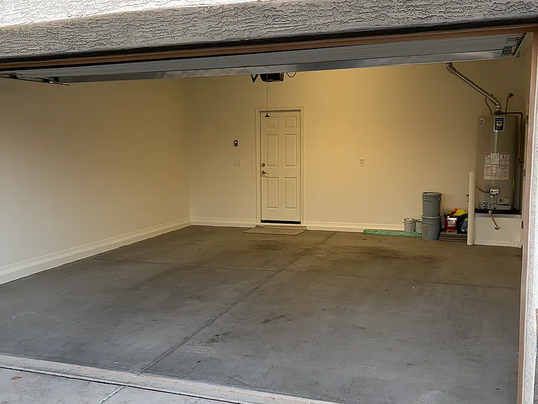 2146 W Tobias Way — Photo 33