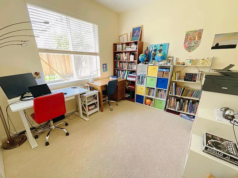 Room 1 downstair