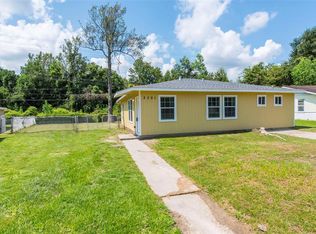 3301 Lincoln Dr, Orange, TX 77630