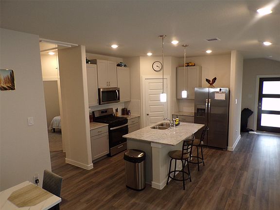 3rd image of 15419 Dapple Bluff Ln