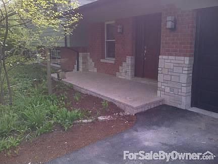 4th image of 3S270 Shagbark Ln