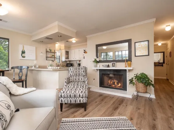 2000 Palm Ave APT 18, San Mateo, CA 94403