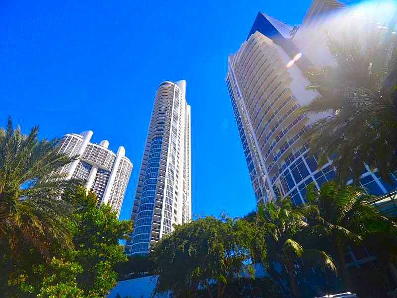 1st image of 18001 Collins Ave #910