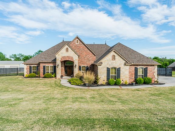 5th image of 15500 Coral Creek Ln