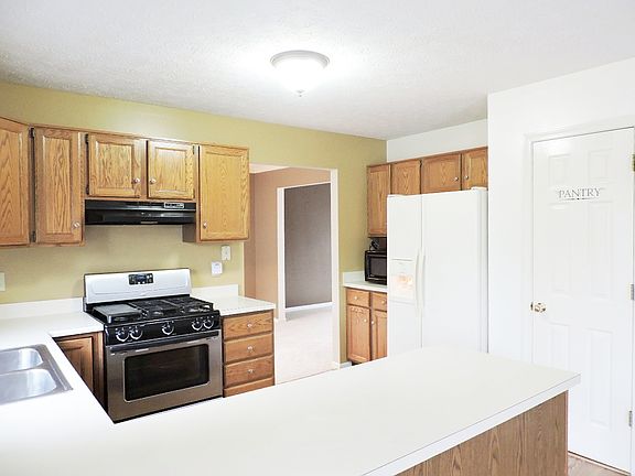 5th image of 8323 Metzger Ct