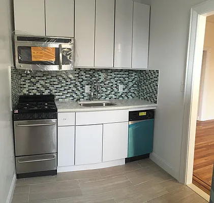 Rented by FirstService Realty (legacy) | media 23