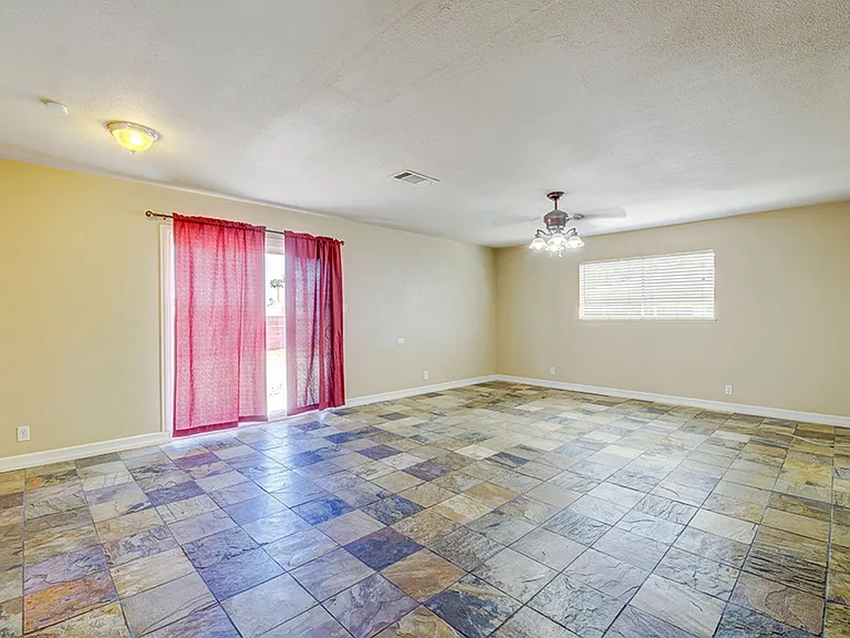 3990 Syracuse Dr — Photo 12