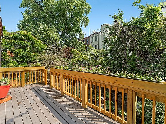 5th image of 488 1st St #2