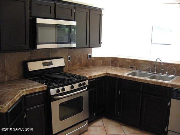 3rd image of 3444 Black Hawk Dr
