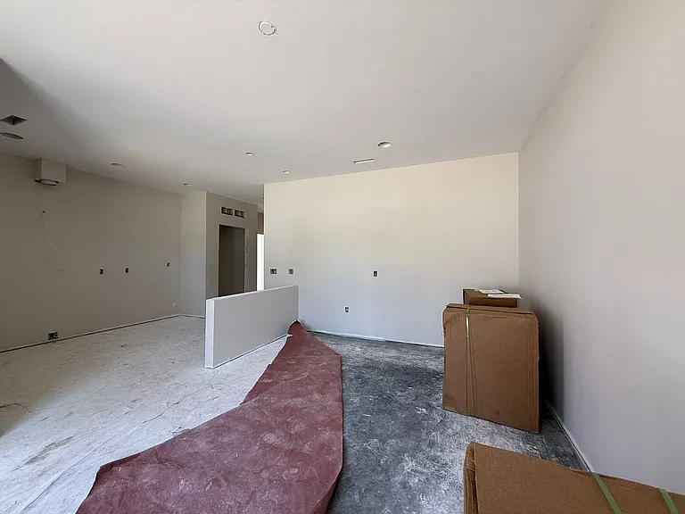 5259 N River Blvd NE — Photo 24