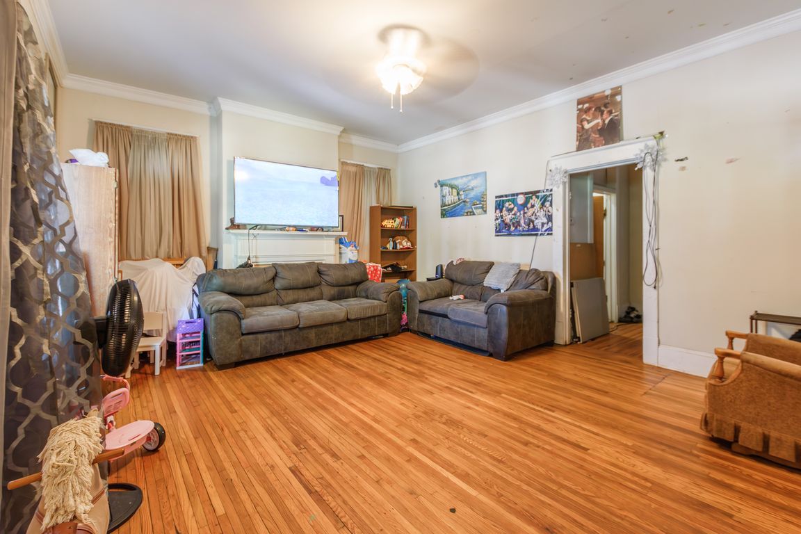 next background image