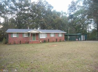 1393 Dolly Nixon Rd, Senoia, GA 30276