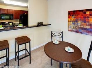 201 Wolf Way APT 202, Raleigh, NC 27606