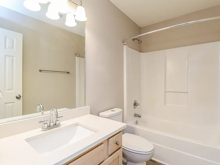 7229 Kavan Hunter Dr — Photo 15