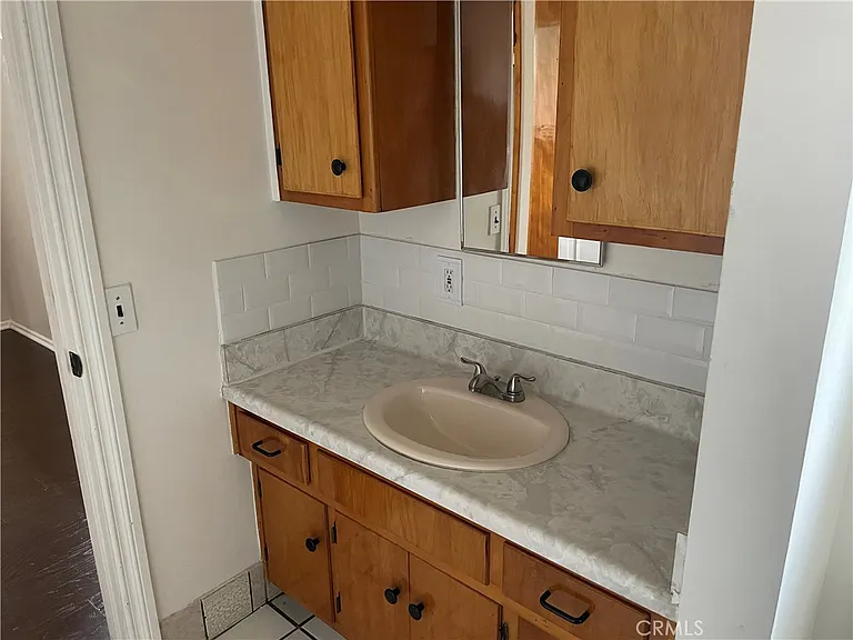 518 King St #1/2 — Photo 20