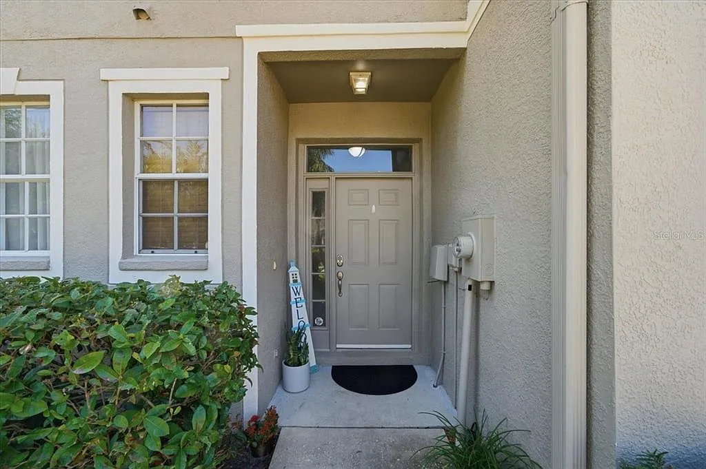 3 bed, 2.5 bath, 1453 sqft, $2,550 — Photo 2