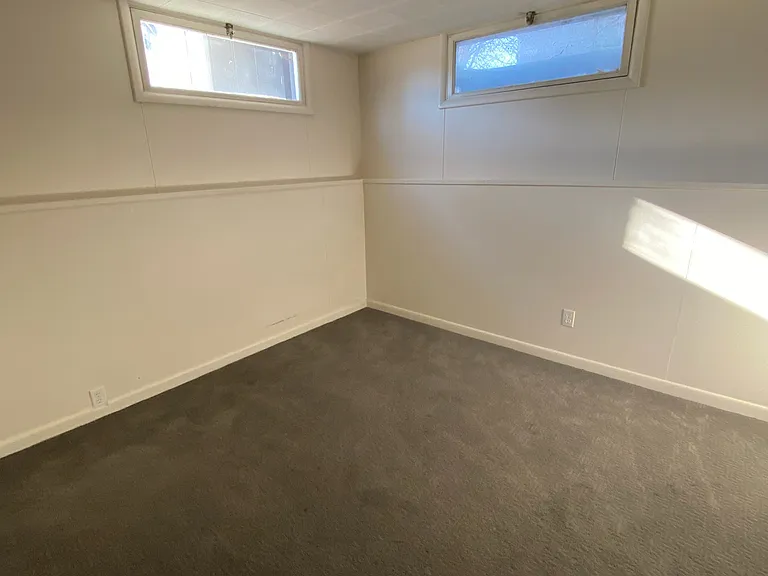 1138 Avenue D — Photo 15
