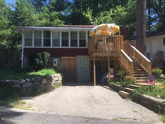 2nd image of 442 Mills Park St