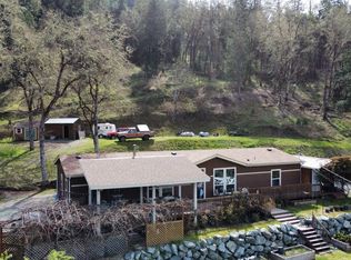463 Huffman St, Canyonville, OR 97417