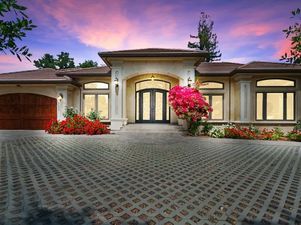 12805 Pierce Rd, Saratoga, CA 95070