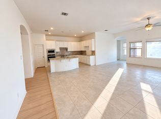 12720 Viewpoint Ln, Burleson, TX 76028