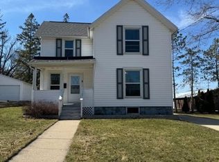 531 16th Ave, Monroe, WI 53566
