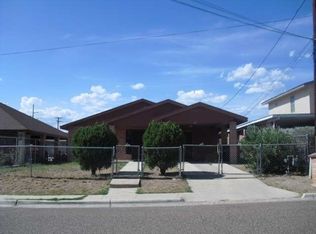 104 E Price St, Laredo, TX 78040