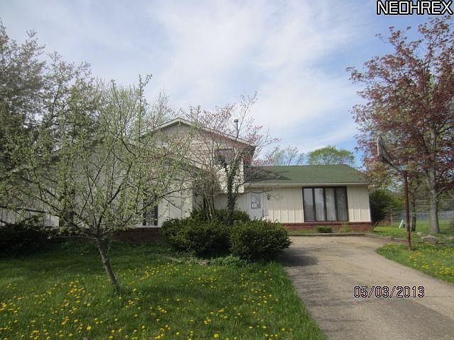 1st image of 112 Wellsley Pl