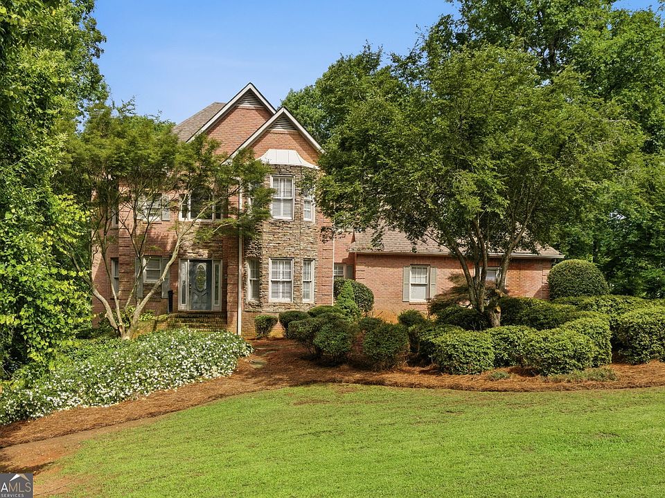 1st image of 105 Monroe Dr