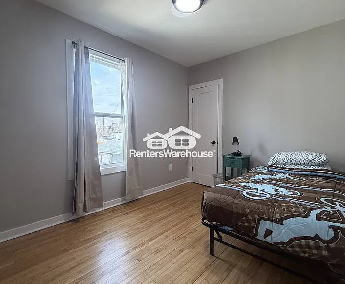 2925 2nd Ave S #3 — Photo 8