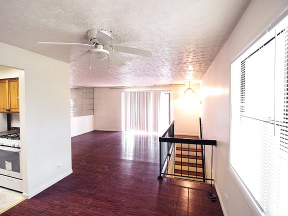 5th image of 4162 191st Pl Unit 10