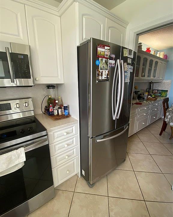 1st image of 2100 NE 38th St APT 216