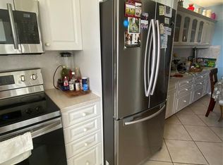 2100 NE 38th St APT 216, Lighthouse Pt, FL 33064
