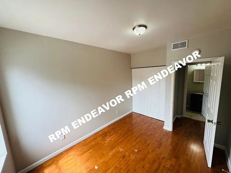 1420 - 1422 Menard St Saint Louis, MO 63104 — Photo 8