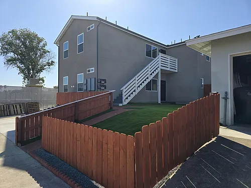 4728 Hidalgo Ave Photo 1