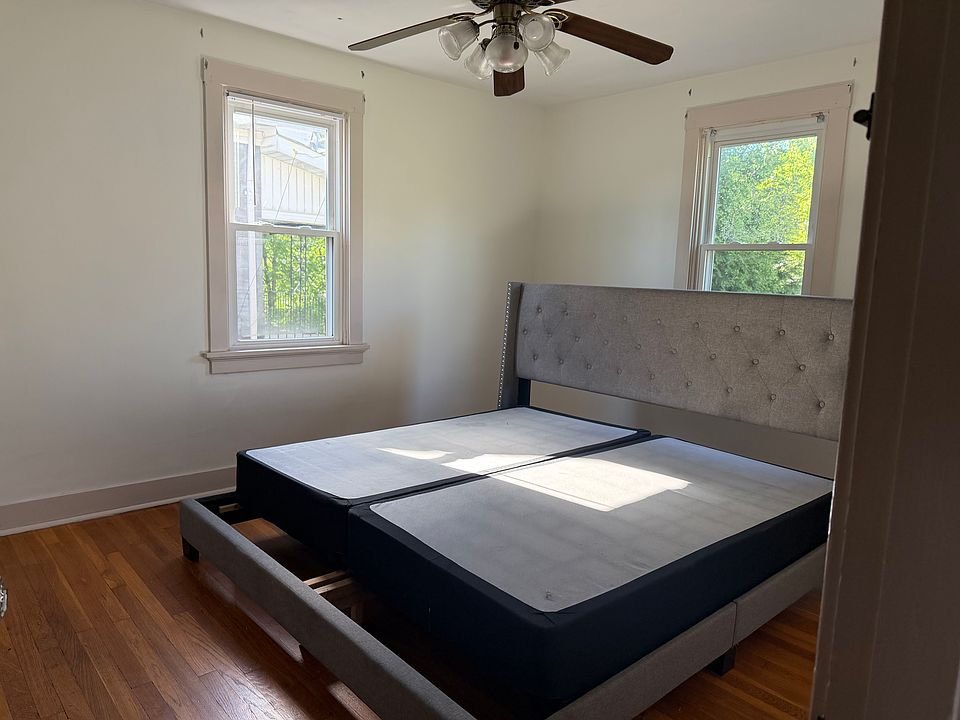 1st image of 688 Orchard Ave