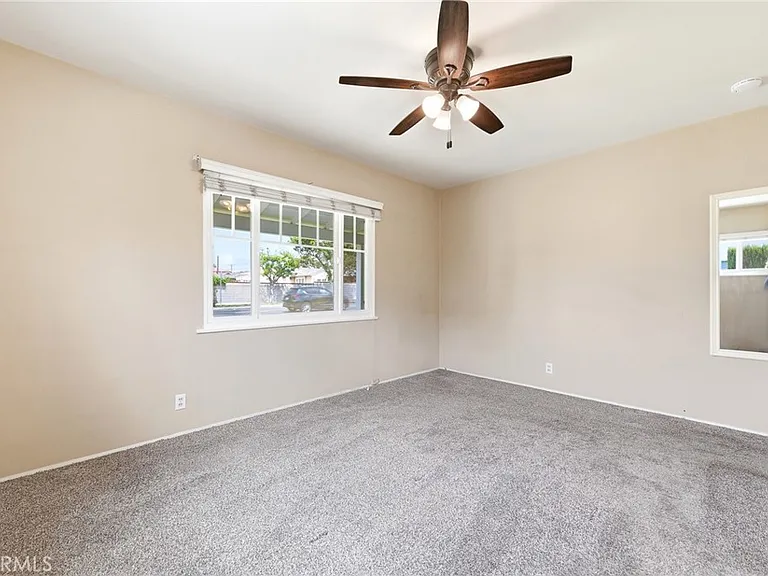 6266 N Muscatel Ave — Photo 15