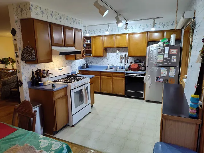 4025 Evans Dr — Photo 11