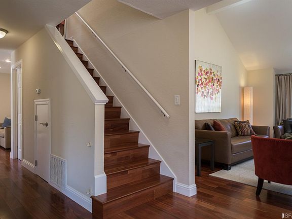 5th image of 290 Winwood Ave