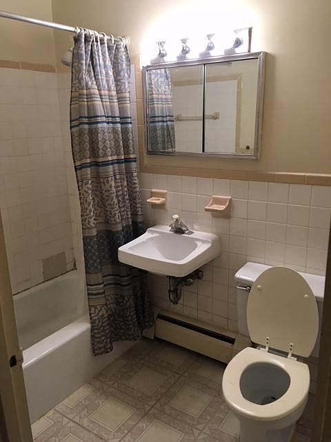 2nd image of 30 Gillett St APT 1A