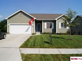 11705 Willow Park Dr, Gretna, NE 68028