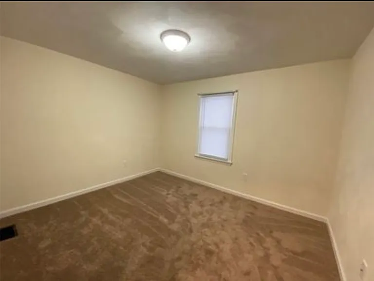 407 N Page Ave — Photo 19