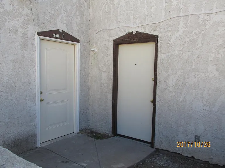 2470 E Idaho Ave #B — Photo 3