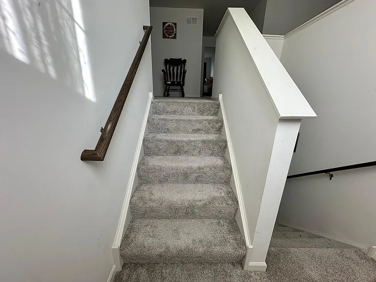 348 S Pointe Ave — Photo 10