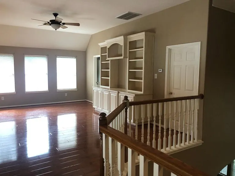 4303 Gregwood Ct — Photo 3