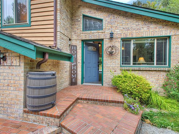 3rd image of 37204 E Lake Walker Drive SE