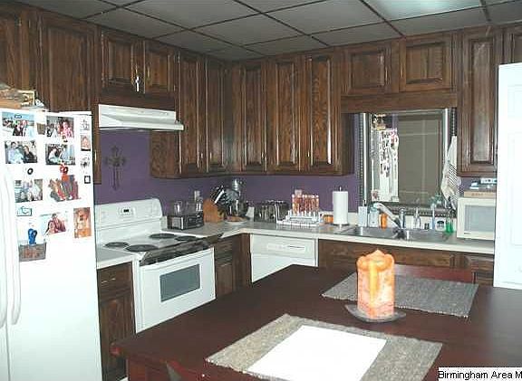 With a view like this from the guest bedroom, your guest may never leave.